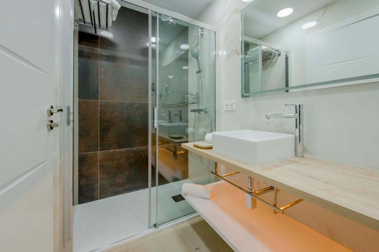 Suara Apartamentos 1 Madrid Eksteriør billede